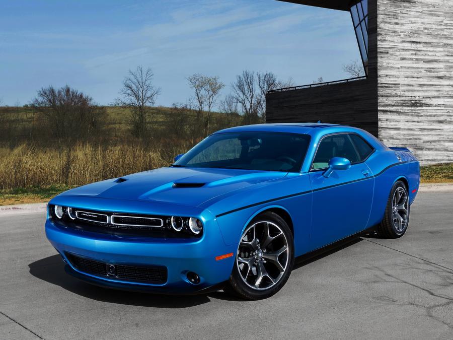  Dodge Challenger SXT 2015 года  (фото 38 из 59)
